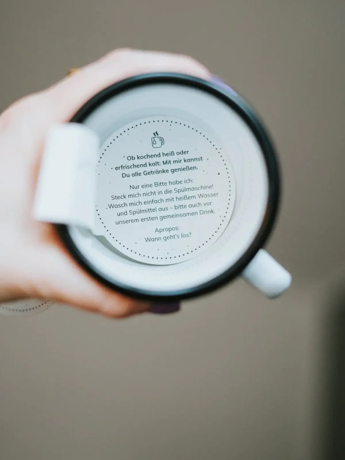 Lebe Liebe Lache · Emaille Tasse-Tschüss-HYGGEBI-€12,90