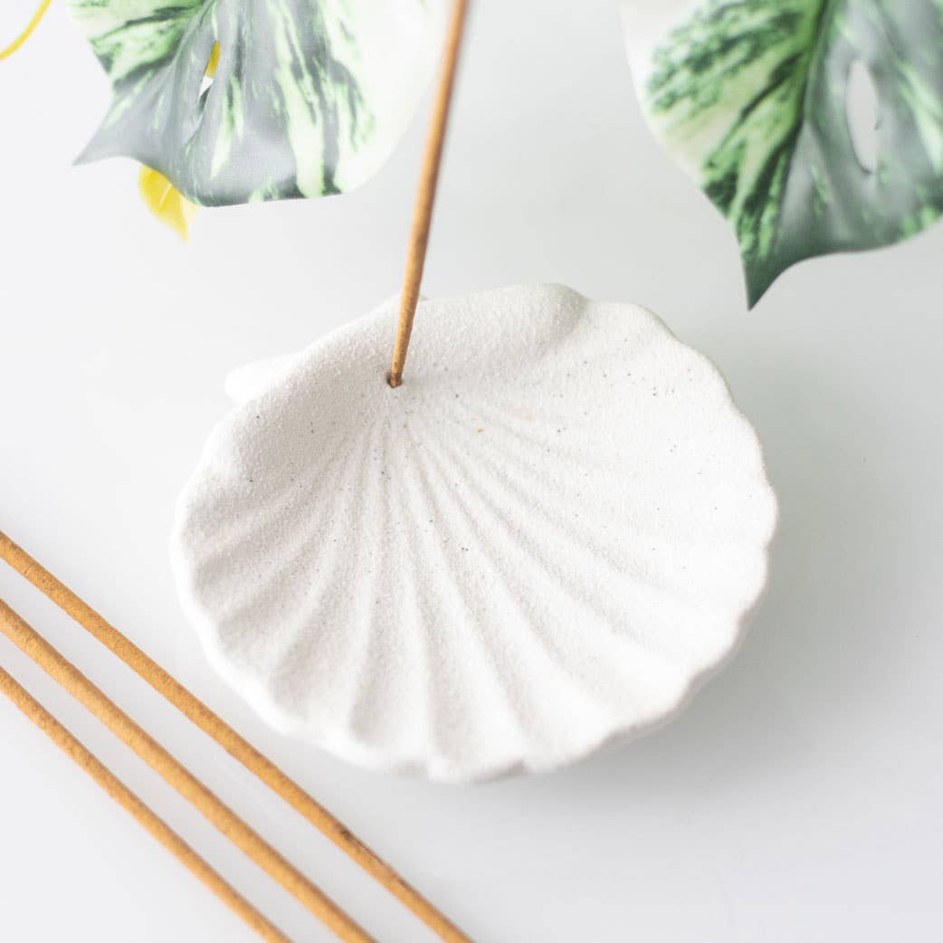 Räucherstäbchenhalter · Muschelschale