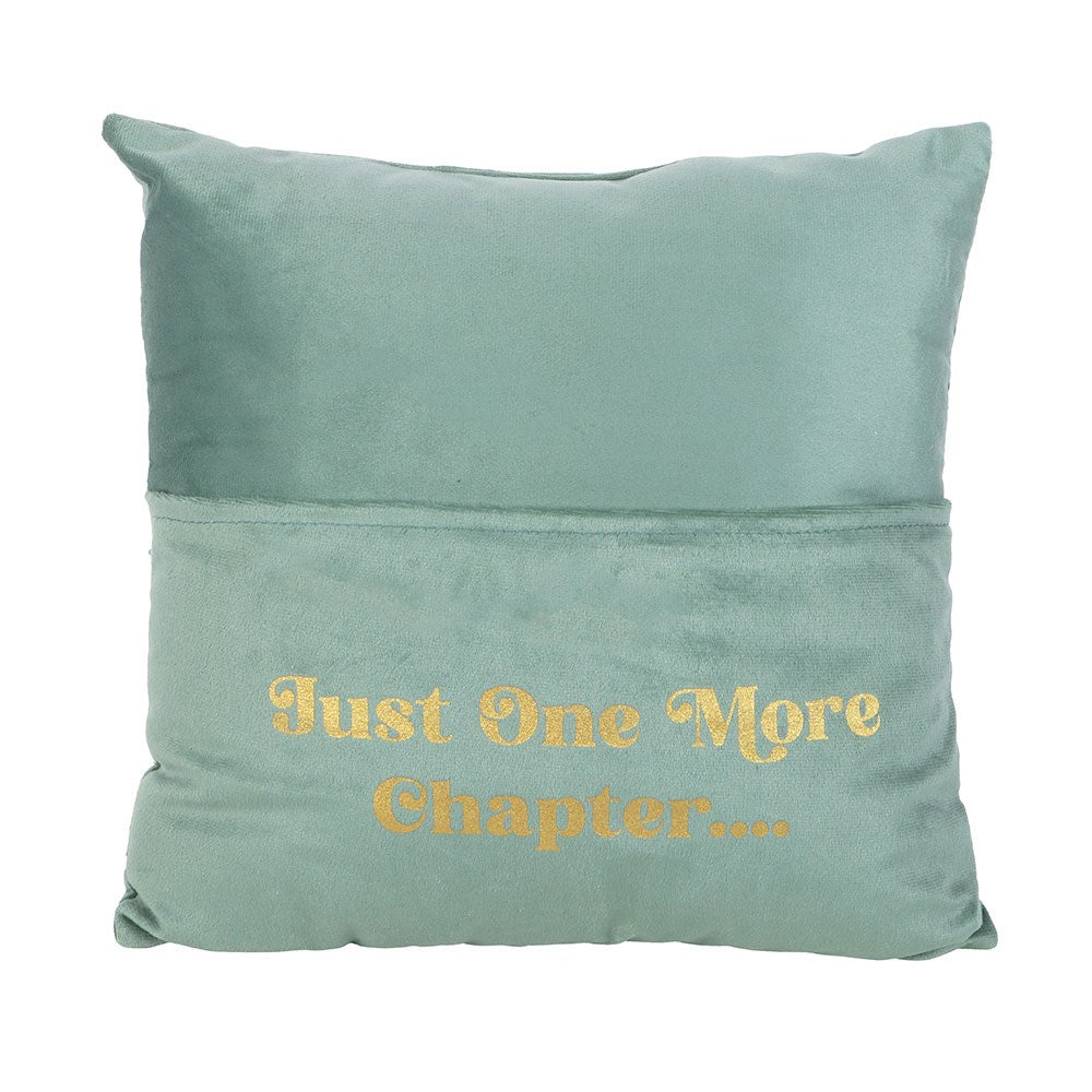 Just One More Chapter · Kissen