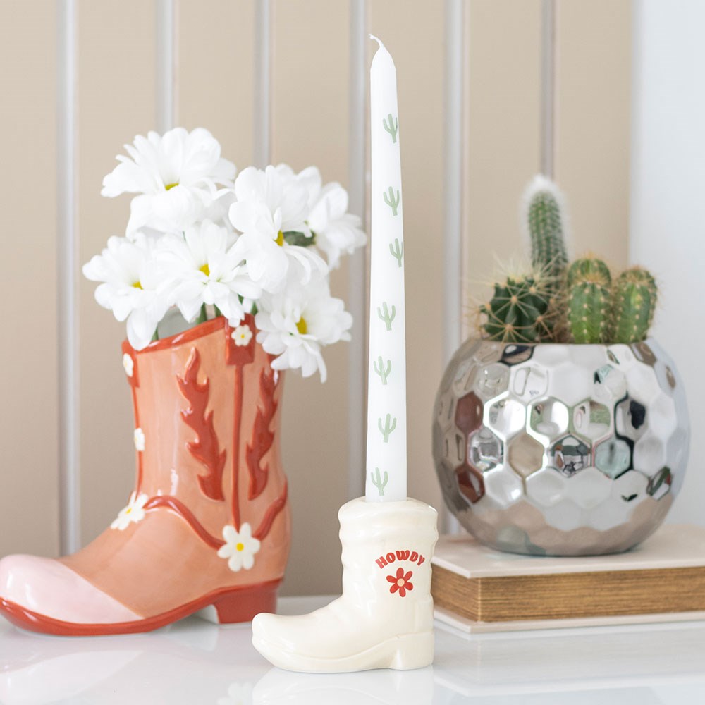 White Cowboy Boot · Kerzenhalter mit Stabkerze