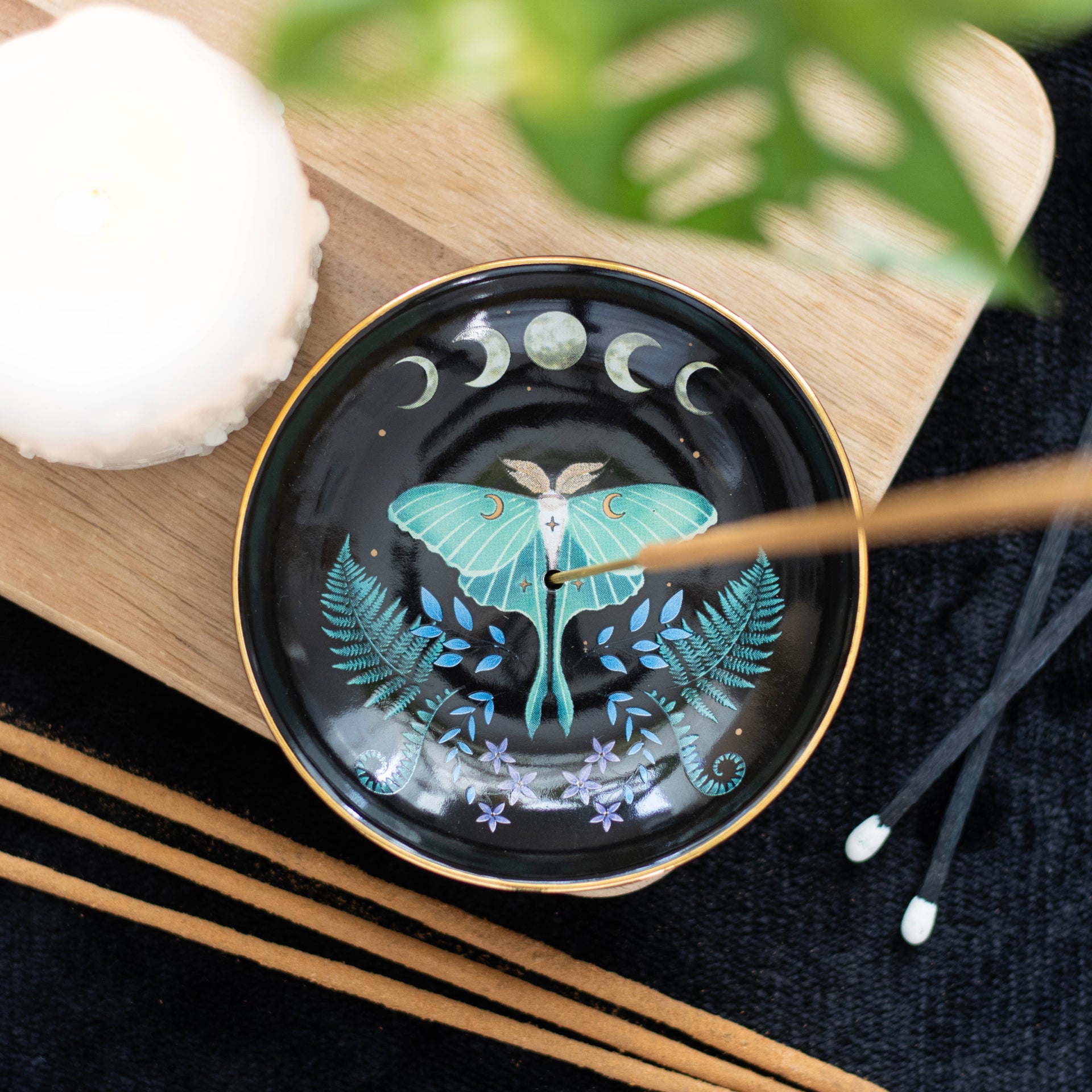 Räucherstäbchenhalter · Luna Moth dunkel
