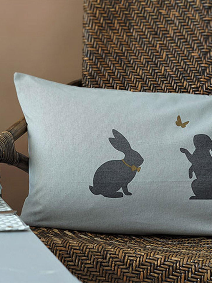 Kissenhülle "BUNNIES GREY" · KRASILNIKOFF-Tschüss-HYGGEBI-€12,95